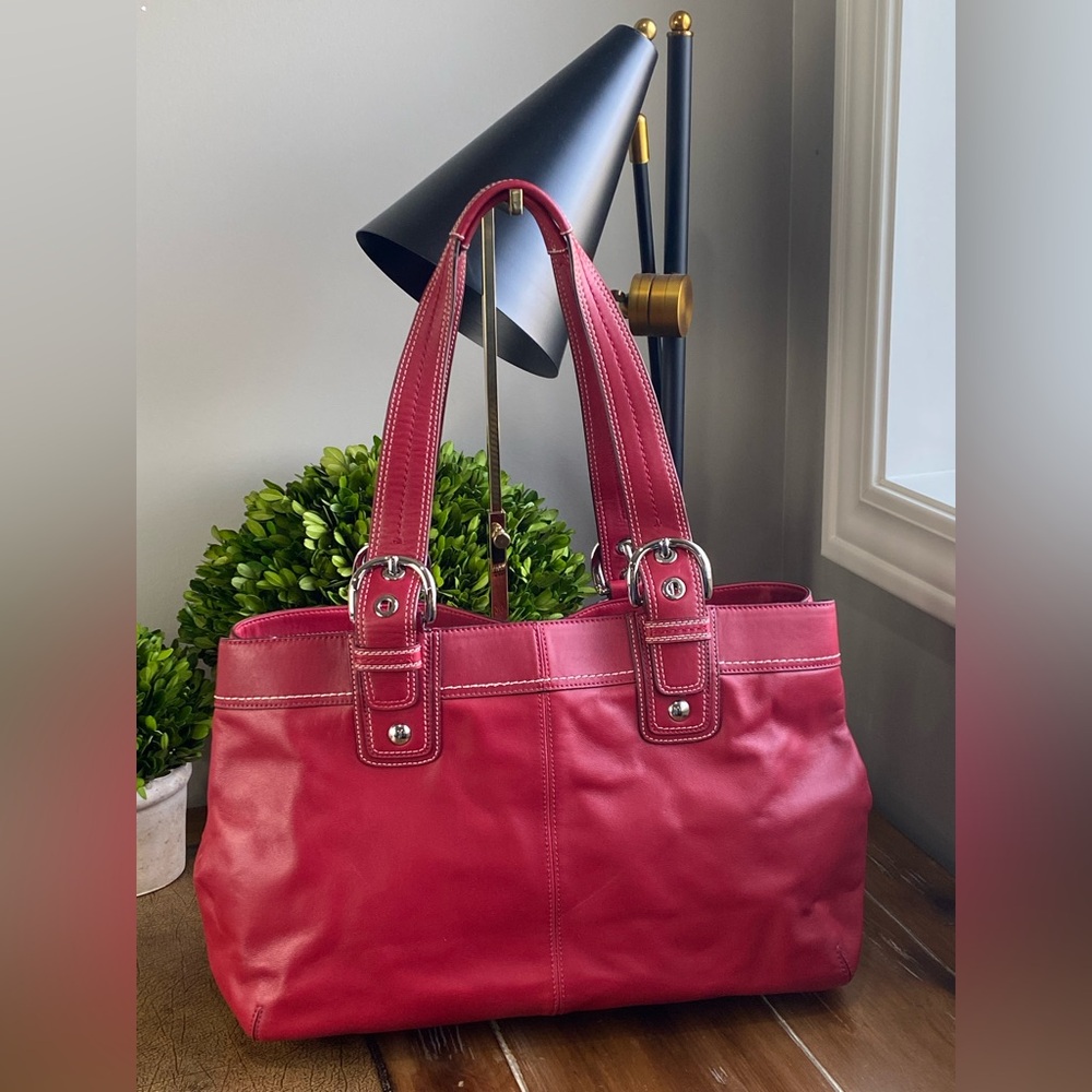 Coach Soho Pleated Shoulder Tote - EUC! - Picture 7 of 16